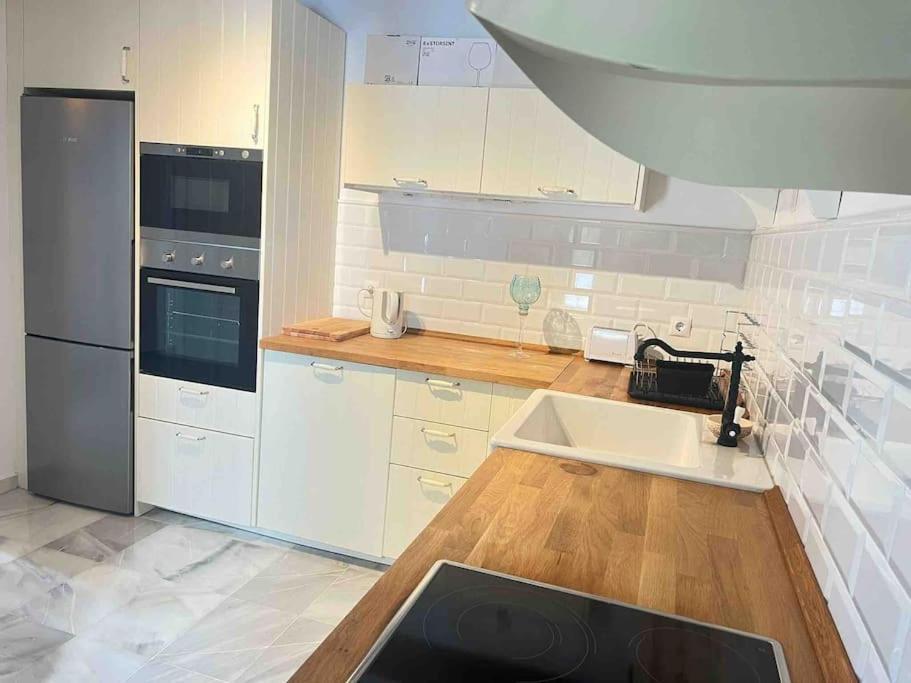 Stylish Spanish 3 Bd Townhouse On The Golden Mile Marbella Zewnętrze zdjęcie
